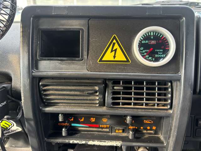 Suzuki Jimny 10