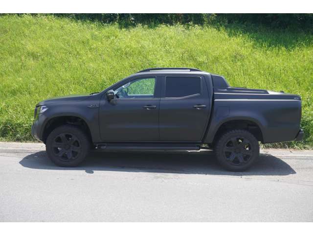 Mercedes-Benz X-Class 4