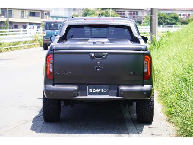 Mercedes-Benz X-Class 5