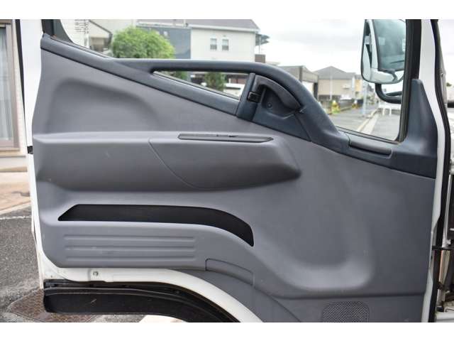 Mitsubishi Fuso Canter 11