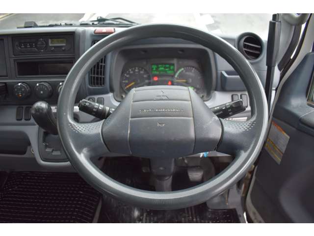 Mitsubishi Fuso Canter 6