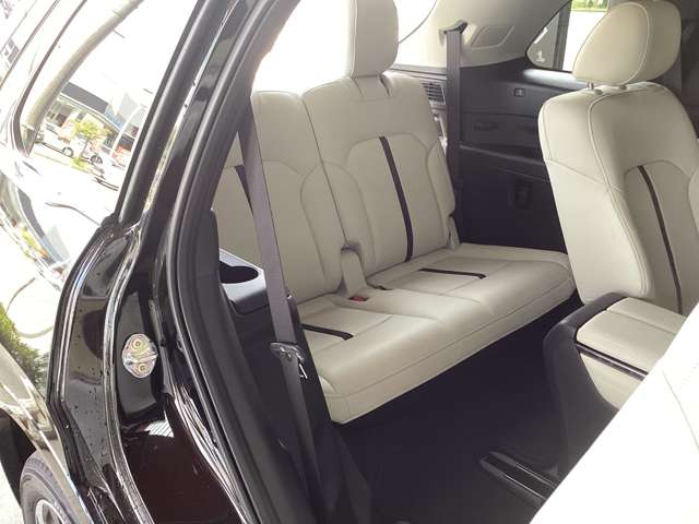Mazda CX-80 10
