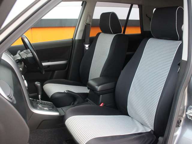 Suzuki Escudo 5