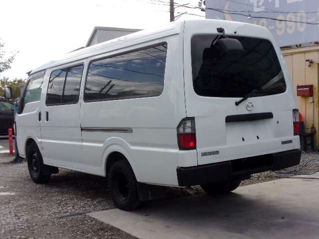 Mitsubishi デリカカーゴ 9