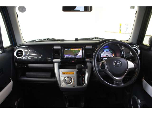 Mazda Flair Crossover 6