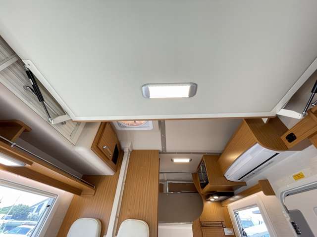 Toyota Camroad 9