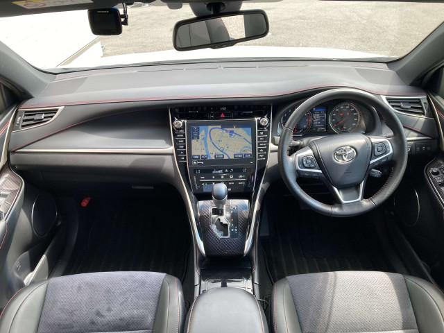 Toyota Harrier 2