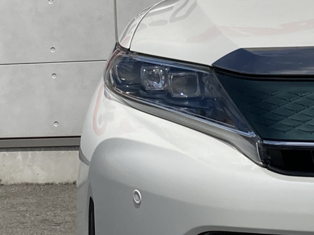 Toyota Harrier 9
