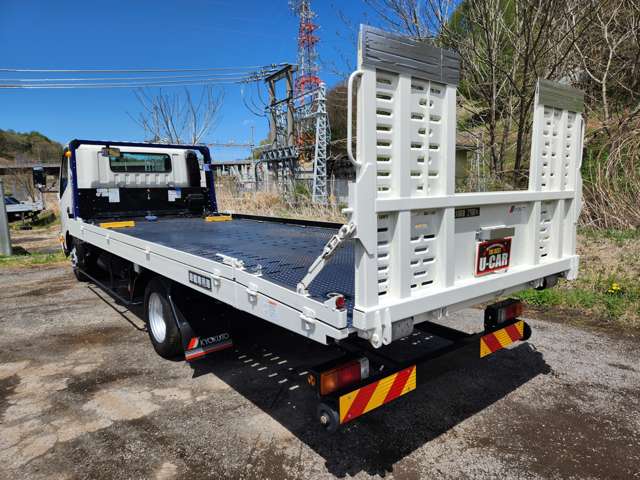 Hino Dutro 7