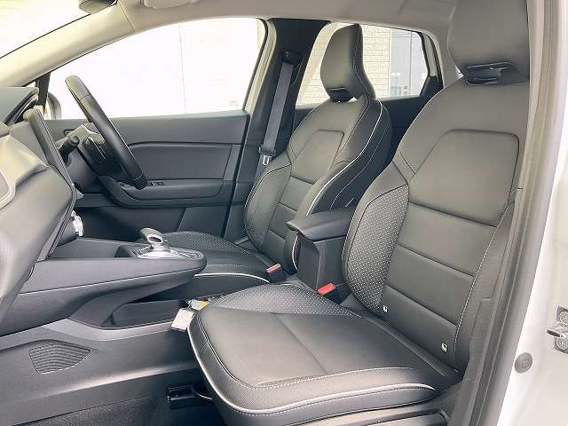 Renault Captur 5