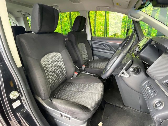 Mitsubishi Delica D:5 9