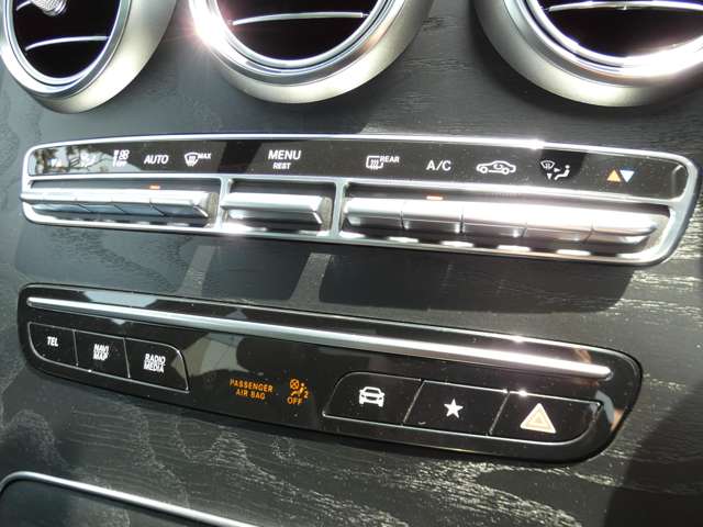 Mercedes-Benz GLC 11