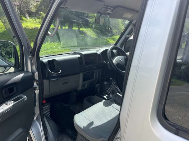 Nissan NV100 Clipper 11