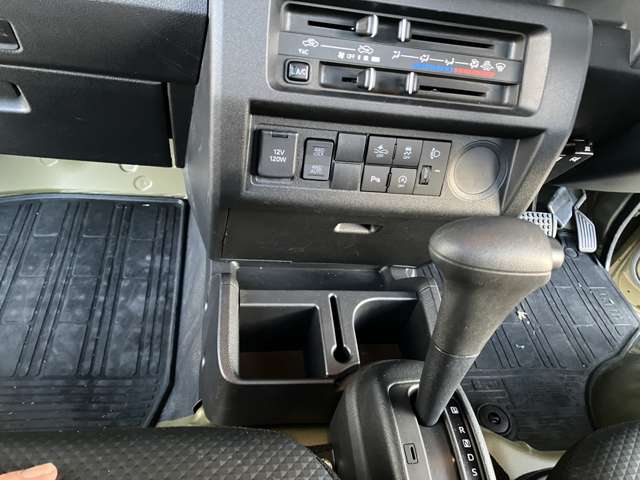 Daihatsu Hijet Truck 7