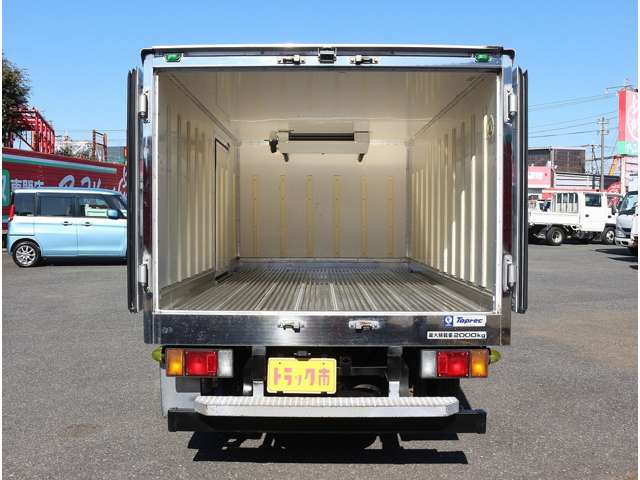 Isuzu Elf 3
