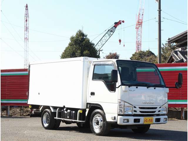 Isuzu Elf 6