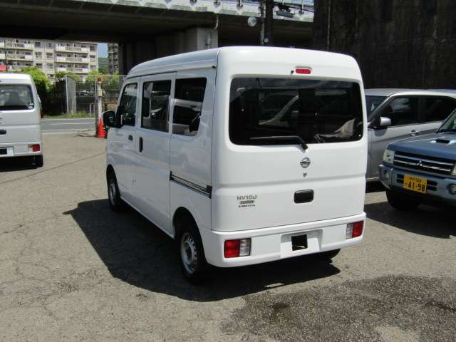 Nissan NV100 Clipper 9
