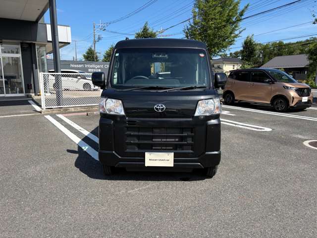 Toyota Pixis Van 8