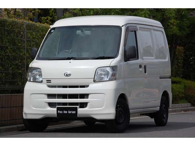 Daihatsu Hijet Cargo 5