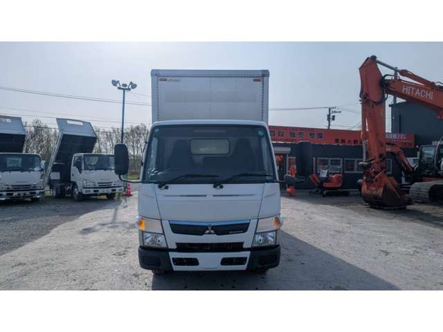 Mitsubishi Fuso Canter 2