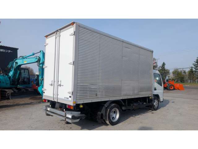 Mitsubishi Fuso Canter 5