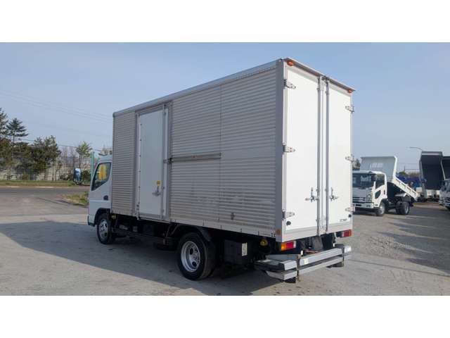 Mitsubishi Fuso Canter 7