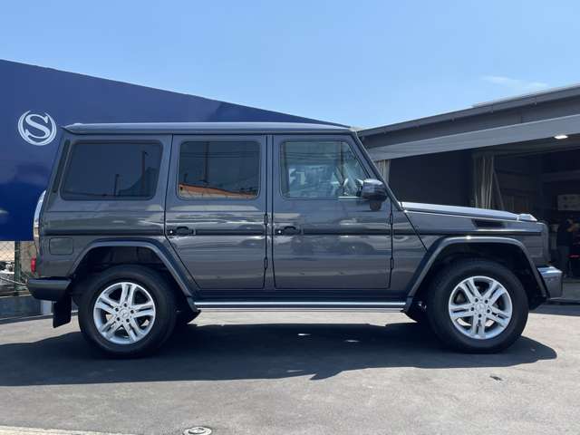 Mercedes-Benz G-Class 10