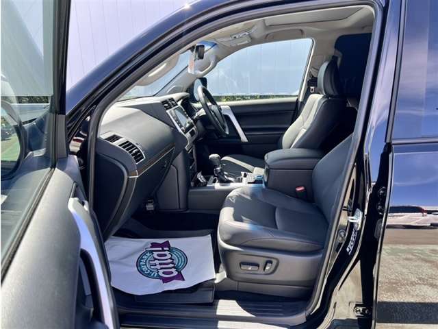 Toyota Land Cruiser Prado 6