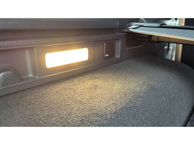 Mercedes-Benz G-Class 10
