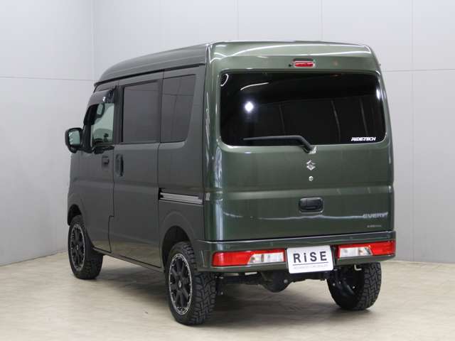 Suzuki Every 8