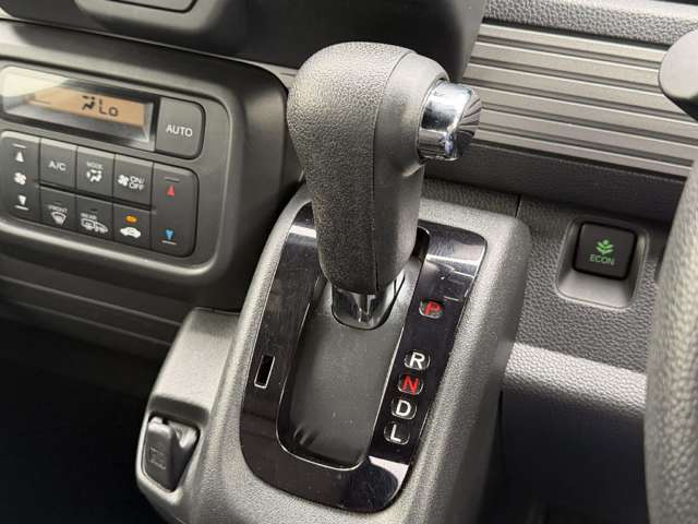 Honda N-VAN 11