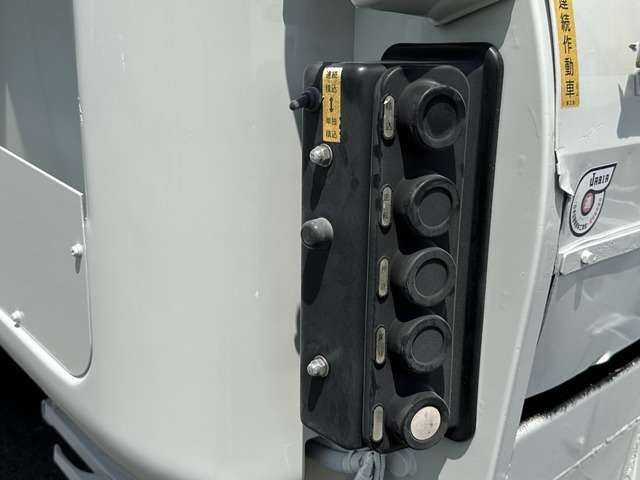Isuzu Forward 3