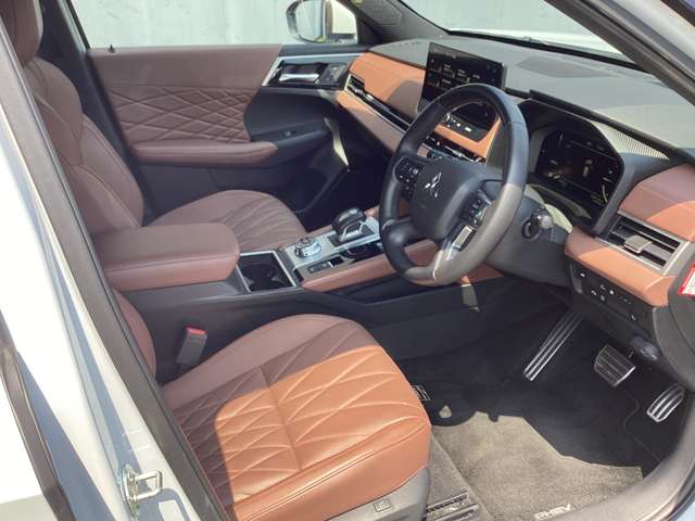 Mitsubishi Outlander 6