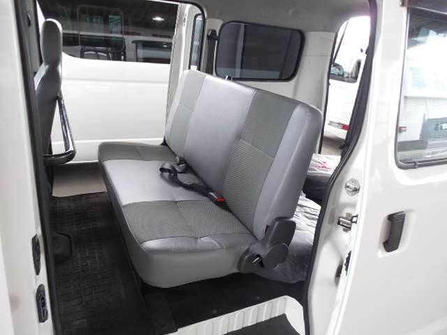 Toyota Light Ace Van 8