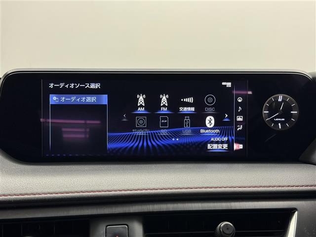 Lexus UX 6