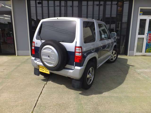 Mitsubishi Pajero Mini 8
