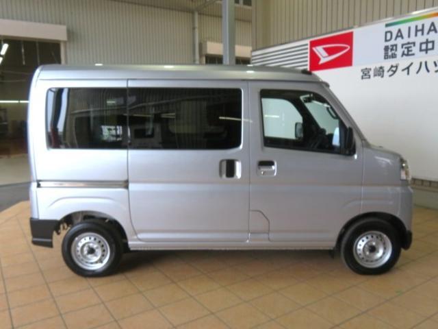 Daihatsu Hijet Cargo 6