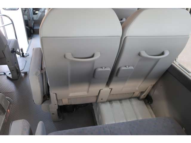 Toyota Coaster 11