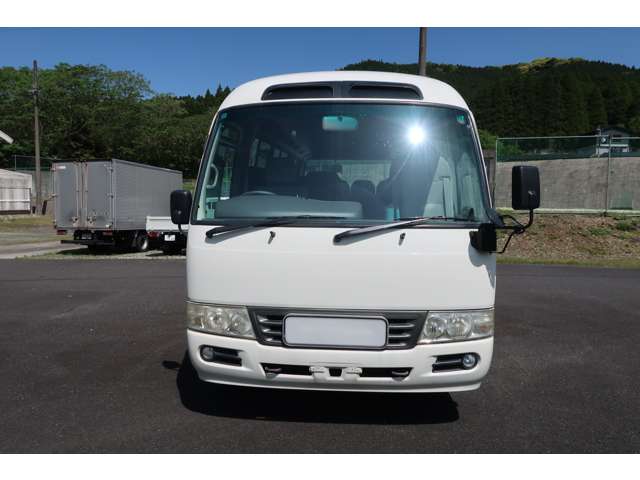 Toyota Coaster 2