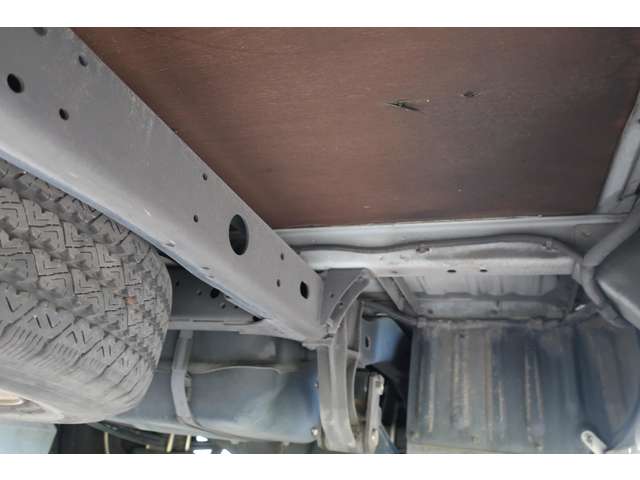 Toyota Coaster 7