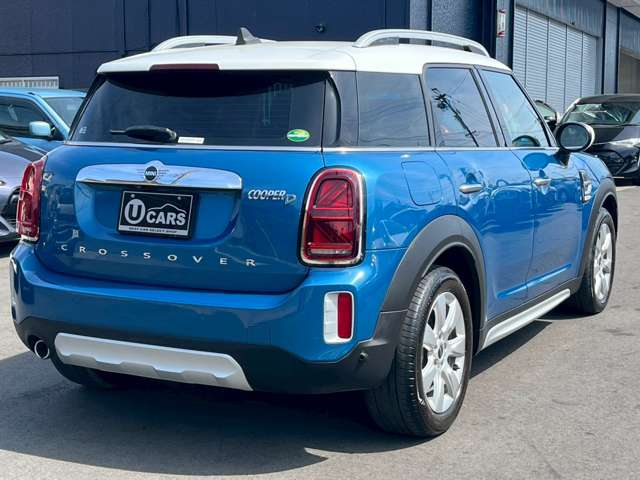 MINI Crossover 11