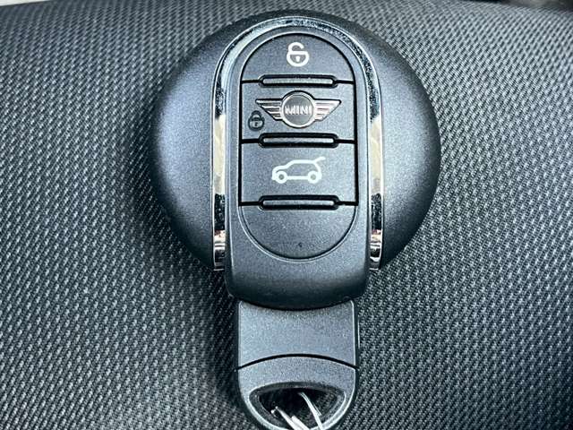 MINI Crossover 4