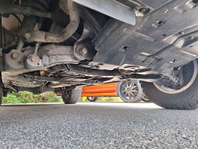 Toyota Land Cruiser 200 10