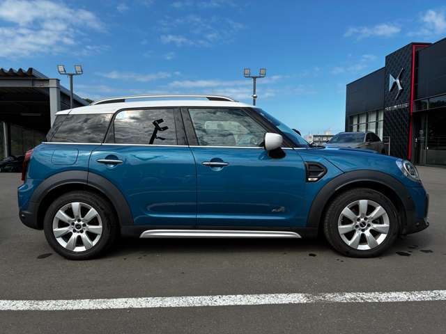 MINI Crossover 8
