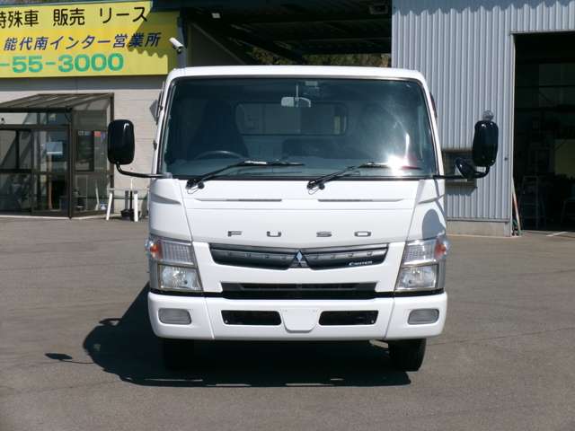 Mitsubishi Fuso Canter 2