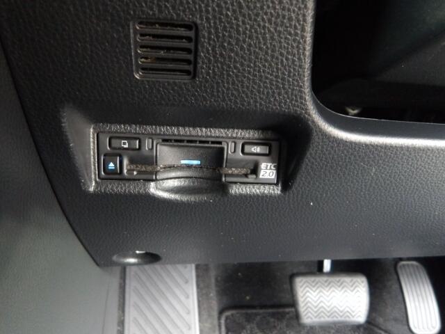 Toyota Noah 12