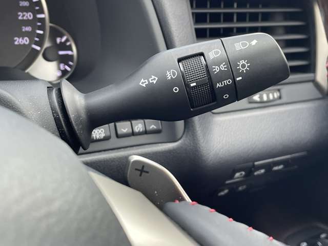 Lexus RX 9