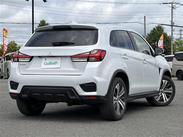 Mitsubishi RVR 8