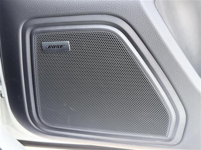 Porsche Macan 8