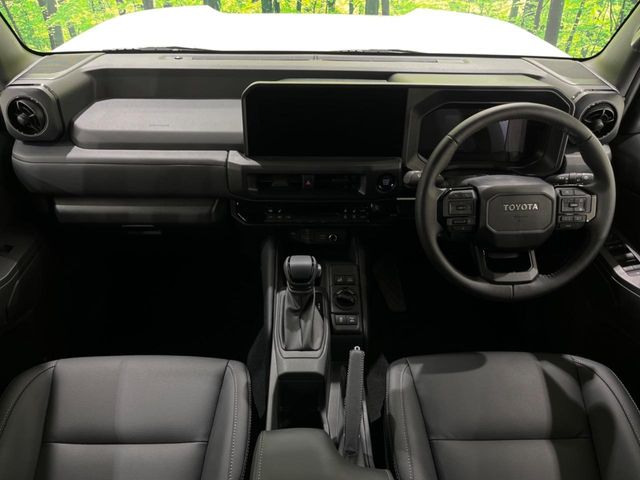 Toyota Land Cruiser FJ 2